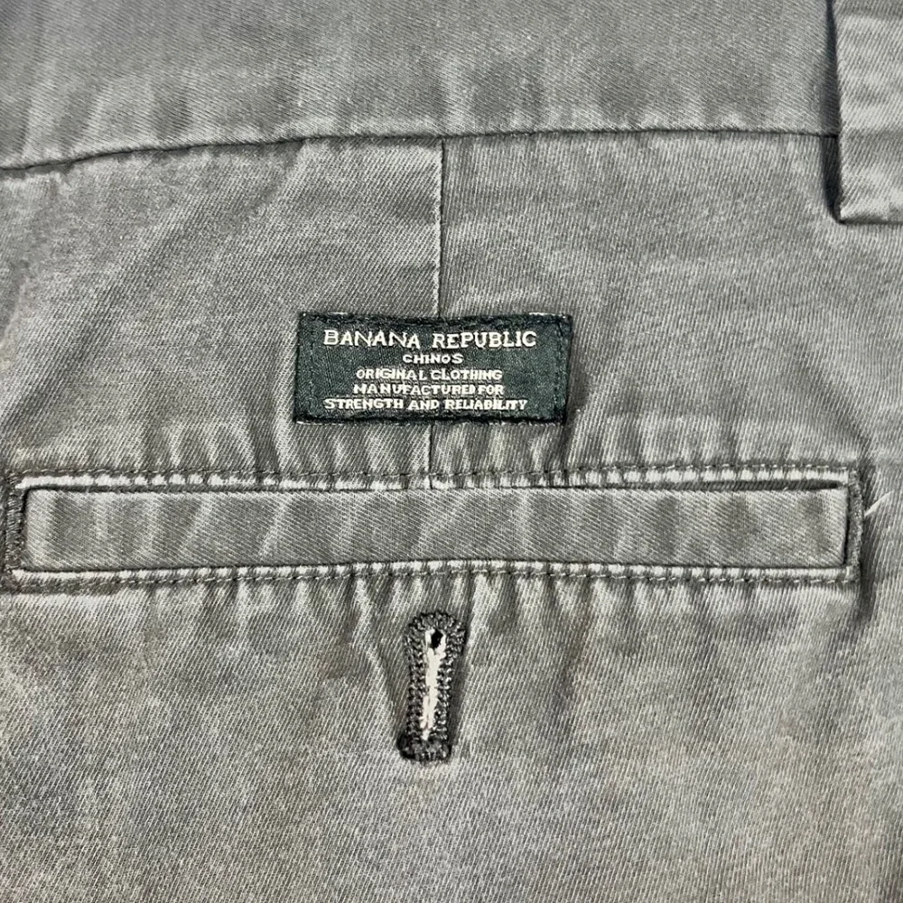 Banana Republic Aiden Chino Pants 35x29.5* Flint Grey Slim Fit Stretch Mens
